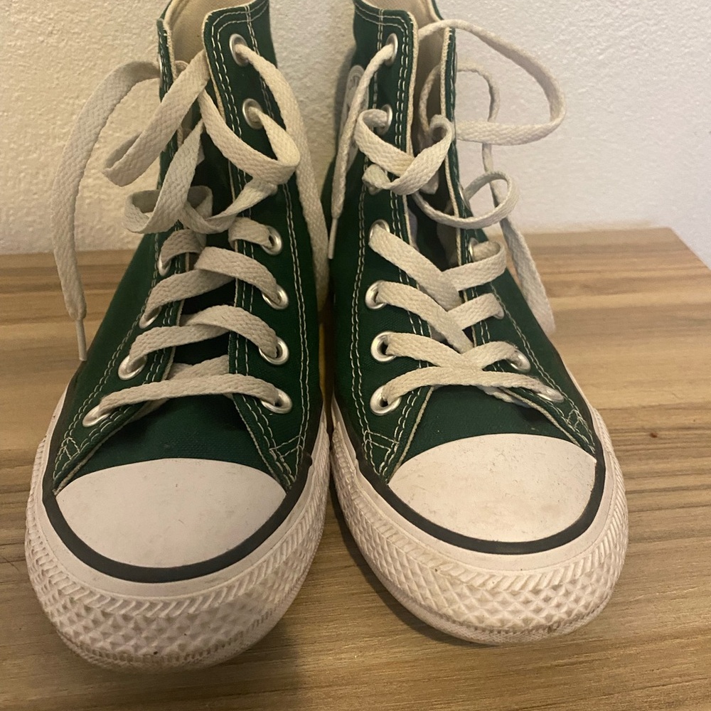 green converse